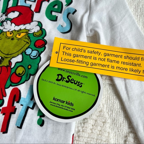 NWT Grinch 2 Piece Pajama Set - Picture 2 of 8